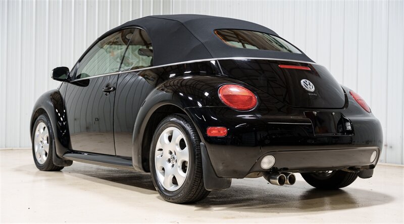 Used 2003 Volkswagen Beetle GLS FWD image 5