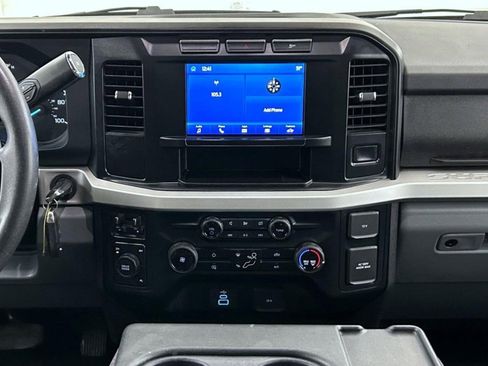 Used 2024 Ford F250 XLT image 12