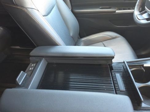 Used 2025 Toyota Sienna XLE Woodland Edition AWD/4WD image 11
