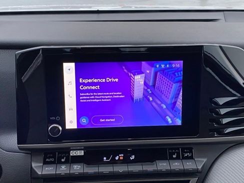 Certified 2025 Toyota Camry SE image 14