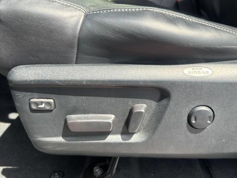 Used 2020 Toyota Tundra Platinum AWD/4WD image 10