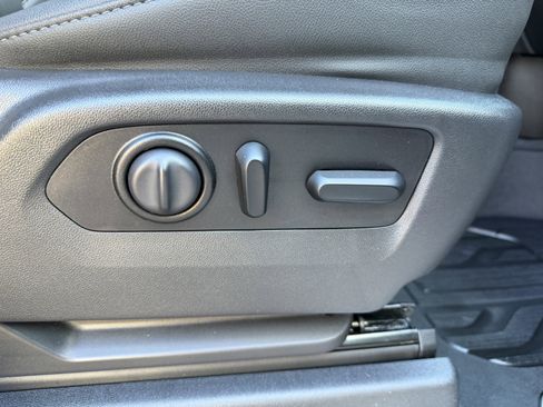 Used 2021 GMC Sierra 1500 SLT w/ SLT Premium Package image 32