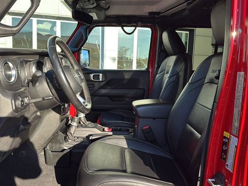 Used 2020 Jeep Wrangler Unlimited Sahara w/ Dual Top Group image 8