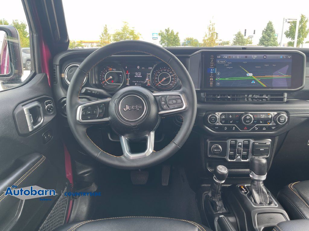 Used 2024 Jeep Wrangler Unlimited Sahara w/ Technology Group AWD/4WD image 25