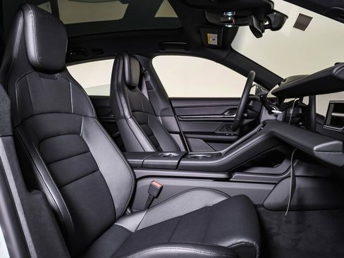 New 2025 Porsche Taycan 4 Cross Turismo image 15