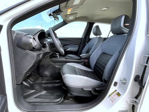 Certified 2024 Nissan Kicks SR w/ SR Premium Package image 10