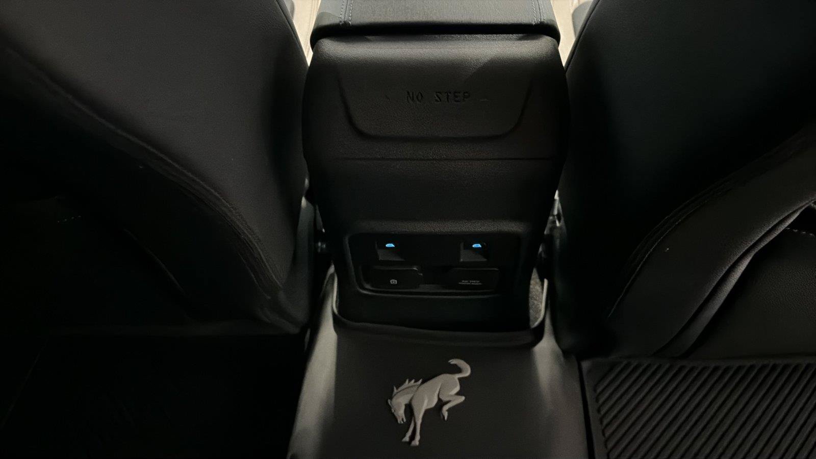 Certified 2024 Ford Bronco Wildtrak AWD/4WD image 25