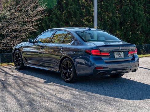 Used 2023 BMW 530i xDrive 530i xDrive w/ Executive Package image 2