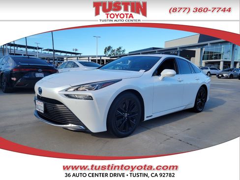 Certified 2022 Toyota Mirai XLE image 1