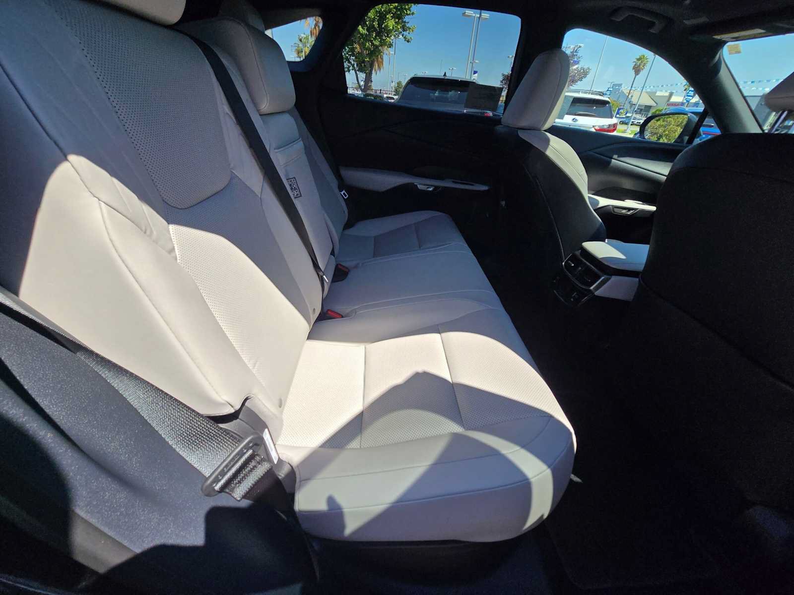 Used 2026 Lexus RX 350 Premium w/ Convenience Package FWD image 18