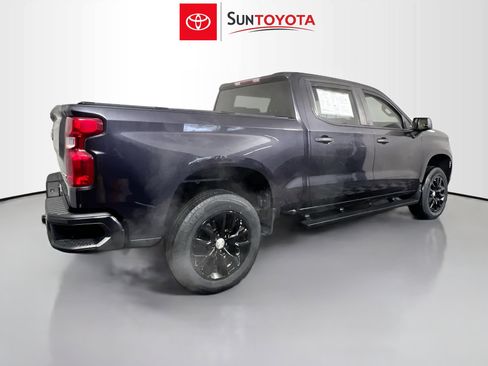Used 2022 Chevrolet Silverado 1500 Custom image 2