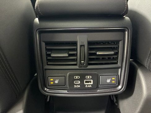 Certified 2025 Subaru Forester Touring w/ Protection Package AWD/4WD image 30