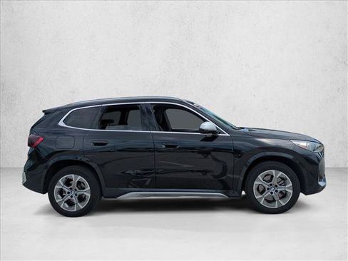 Used 2023 BMW X1 xDrive28i w/ Convenience Package AWD/4WD image 4