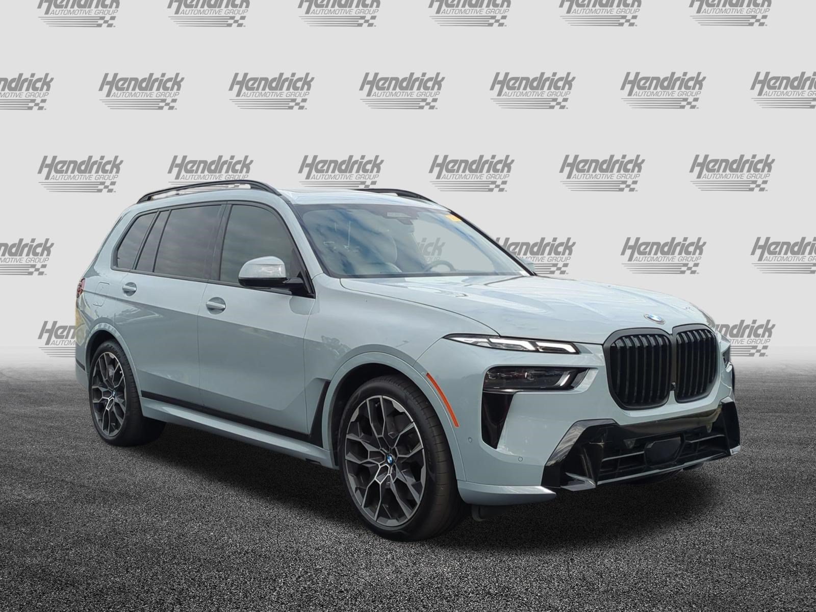 Certified 2026 BMW X7 xDrive40i w/ M Sport Package AWD/4WD image 2