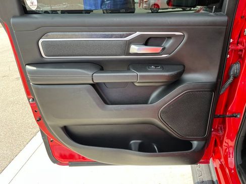Used 2022 RAM 1500 Big Horn AWD/4WD image 15