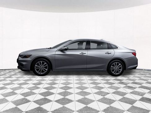 Used 2016 Chevrolet Malibu LT image 6