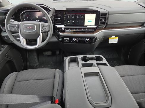 New 2026 GMC Sierra 1500 SLE w/ Preferred Package RWD image 12