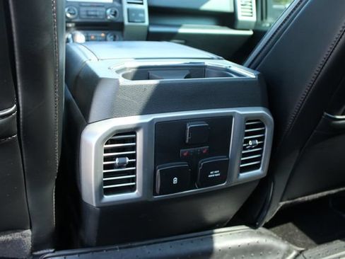 Used 2018 Ford F150 Platinum w/ Equipment Group 701A Luxury AWD/4WD image 34