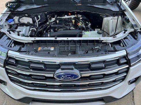 New 2026 Ford Explorer Active w/ Active Comfort Package image 33