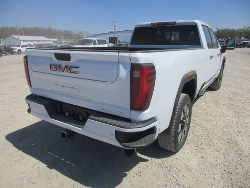 New 2026 GMC Sierra 3500 Denali w/ Denali Reserve Package image 5