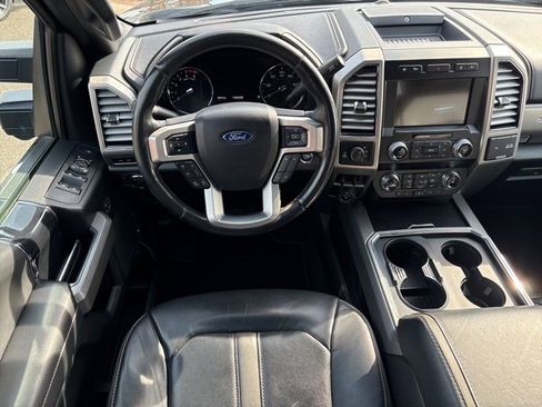 Used 2021 Ford F350 Platinum image 19