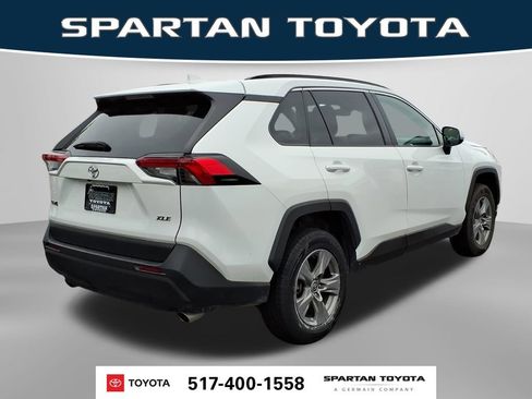 Used 2024 Toyota RAV4 XLE FWD image 6