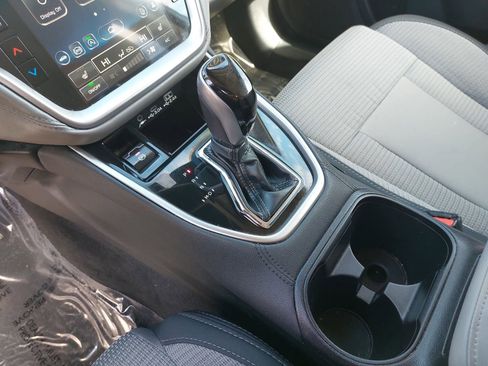 Used 2025 Subaru Outback Premium image 25