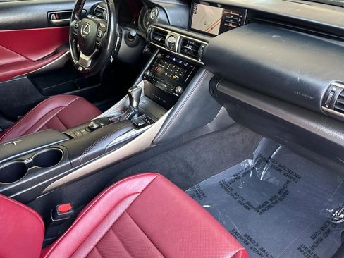 Used 2017 Lexus IS 200t F Sport RWD image 30
