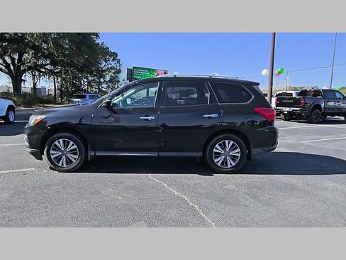 Used 2020 Nissan Pathfinder S image 26