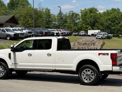 Used 2020 Ford F350 Limited AWD/4WD image 2