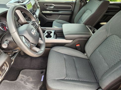 New 2026 RAM 1500 4x4 Crew Cab image 12