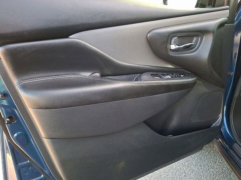 Used 2021 Nissan Murano SV image 14