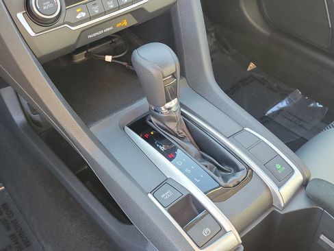 Used 2020 Honda Civic LX image 25