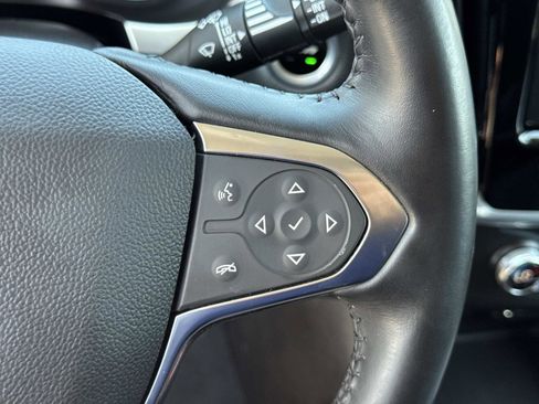 Used 2019 Chevrolet Traverse LT w/ LT Premium Package FWD image 12