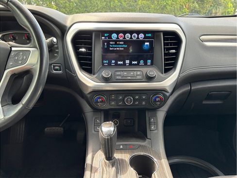 Used 2019 GMC Acadia SLT FWD image 11