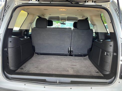 Used 2013 Chevrolet Tahoe LS RWD image 10