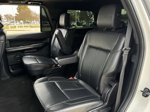 Used 2020 Ford Expedition XLT w/ Equipment Group 202A image 25