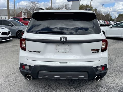 Used 2023 Honda Passport TrailSport image 5