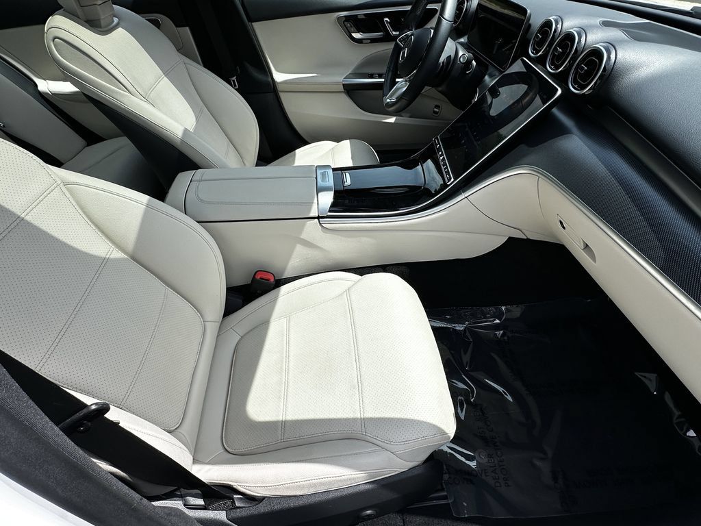 Certified 2025 Mercedes-Benz C 300 Sedan image 15