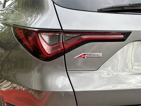 Used 2024 Acura MDX A-Spec image 7