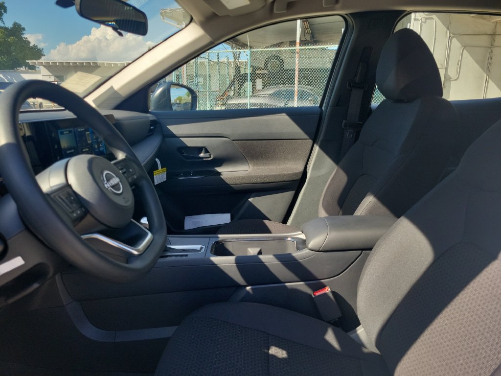 New 2027 Nissan Kicks S FWD image 23