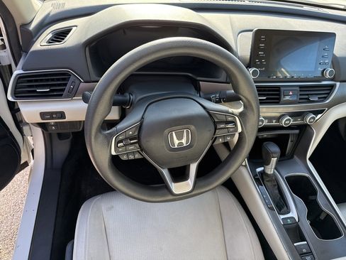 Used 2020 Honda Accord LX image 10