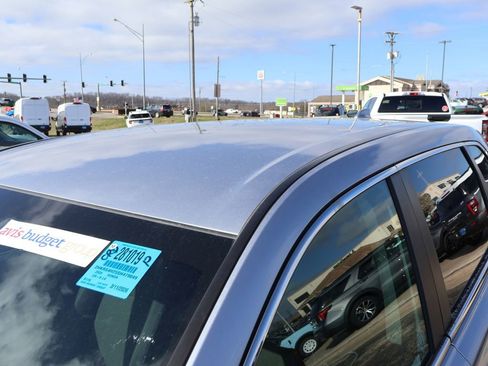 Used 2025 Honda CR-V LX image 4