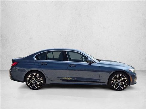 Used 2025 BMW 330i xDrive Sedan AWD/4WD image 4