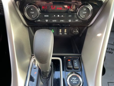 Used 2024 Mitsubishi Eclipse Cross SEL image 20