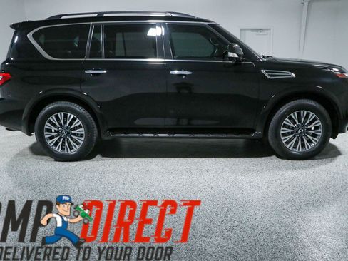 Used 2023 Nissan Armada SL w/ Midnight Edition Package AWD/4WD image 6