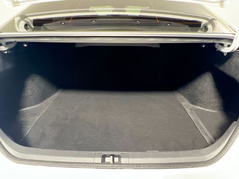 Used 2025 Toyota Camry SE FWD image 33