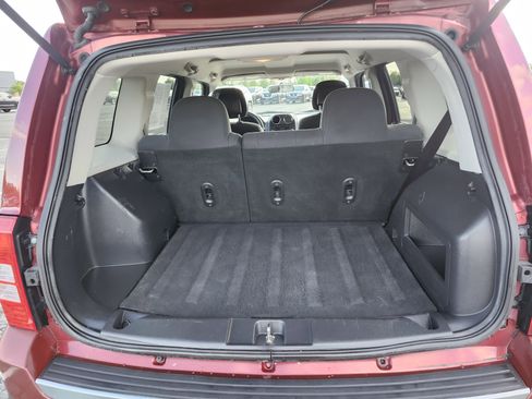 Used 2014 Jeep Patriot Sport w/ Power Value Group AWD/4WD image 19