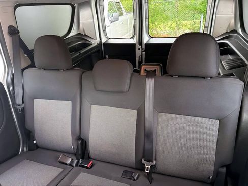 Used 2016 RAM ProMaster City Tradesman w/ Rear Back-up Camera Group FWD image 10