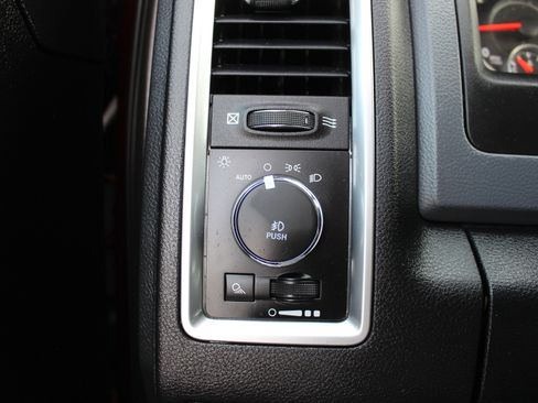 Used 2017 RAM 2500 Big Horn image 21